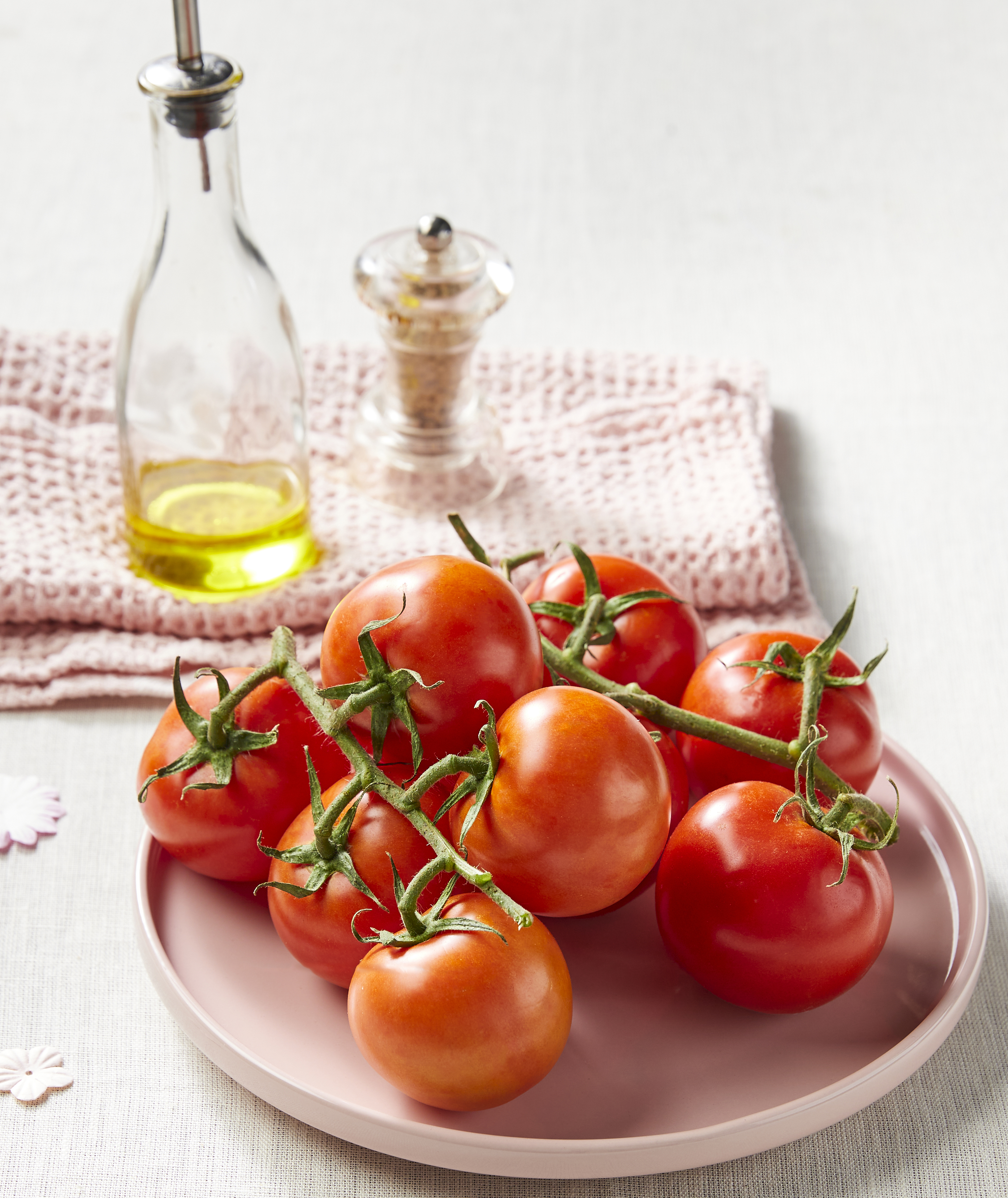 TOMATE RONDE EN GRAPPE