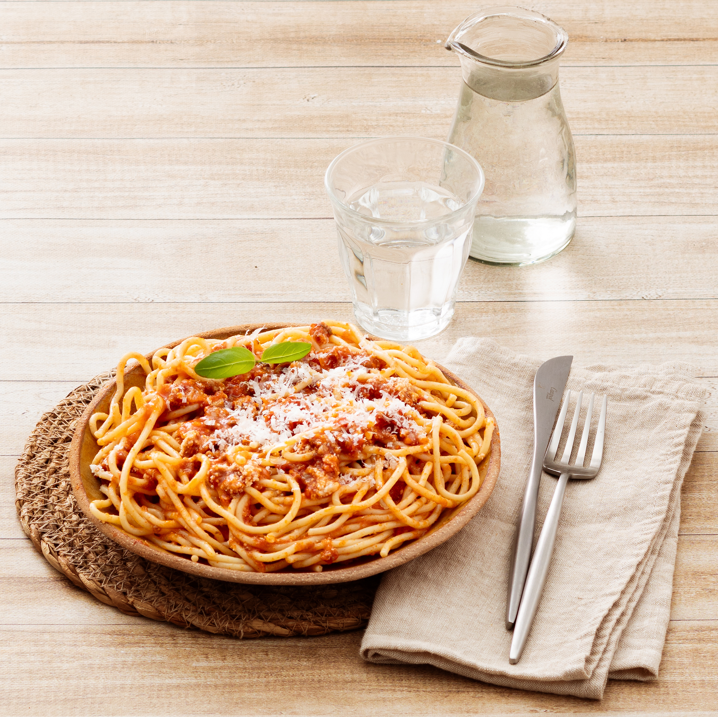 SPAGHETTI SAUCE BOLOGNAISE PARMESAN
