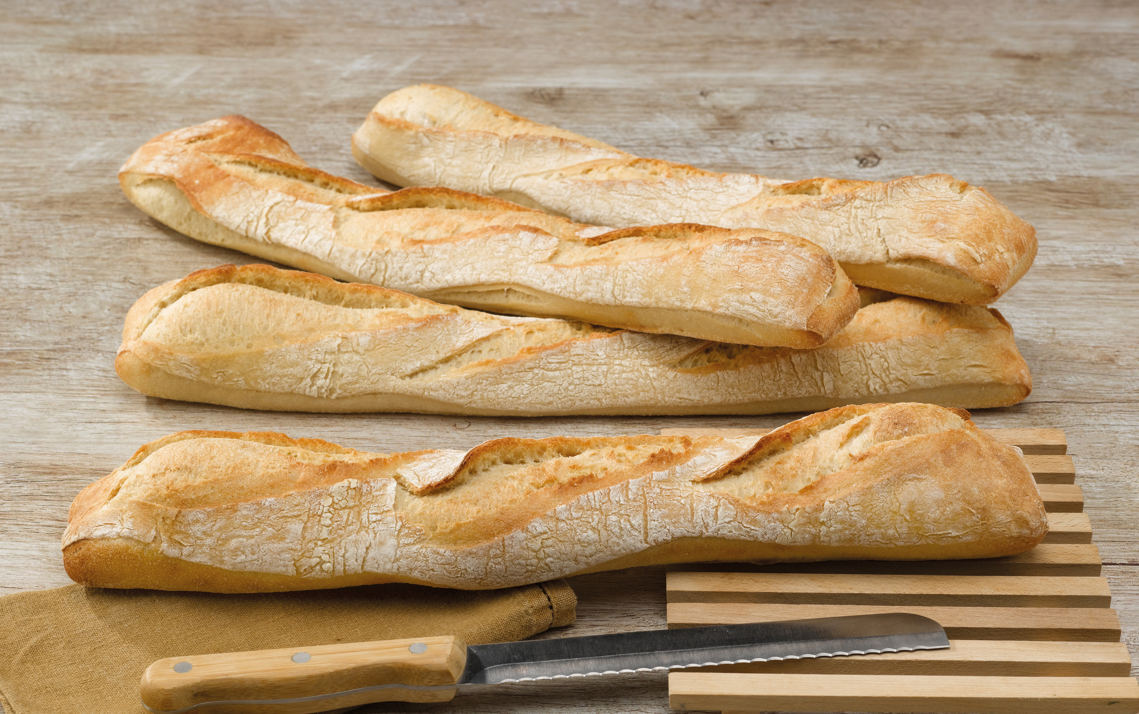 3 BAGUETTES RUSTIQUE U + 1 OFFERTE