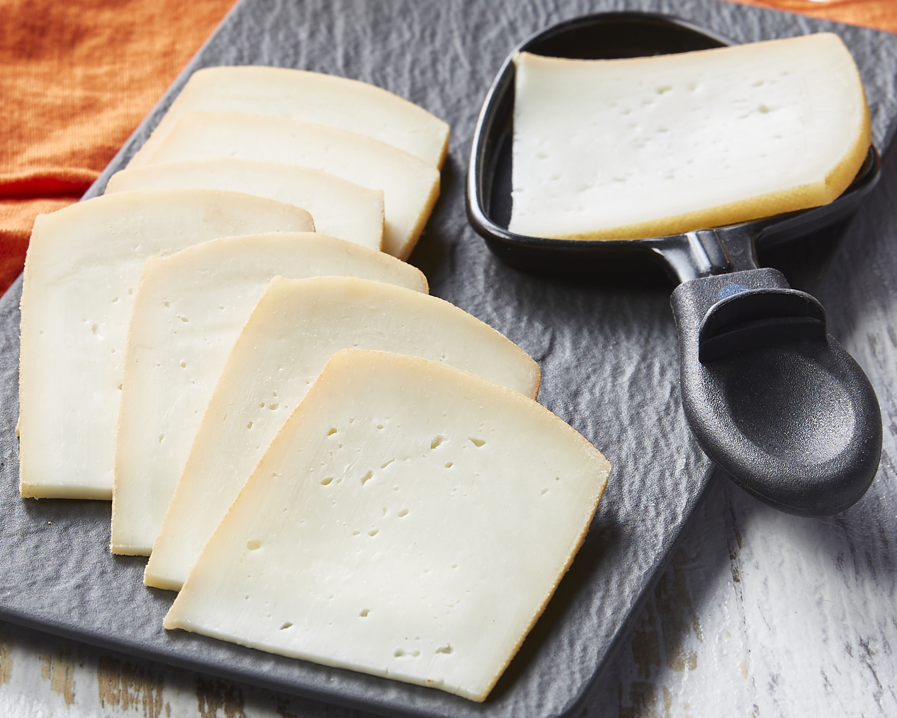 FROMAGE DE CHÈVRE À RACLER SCHMIDHAUSER