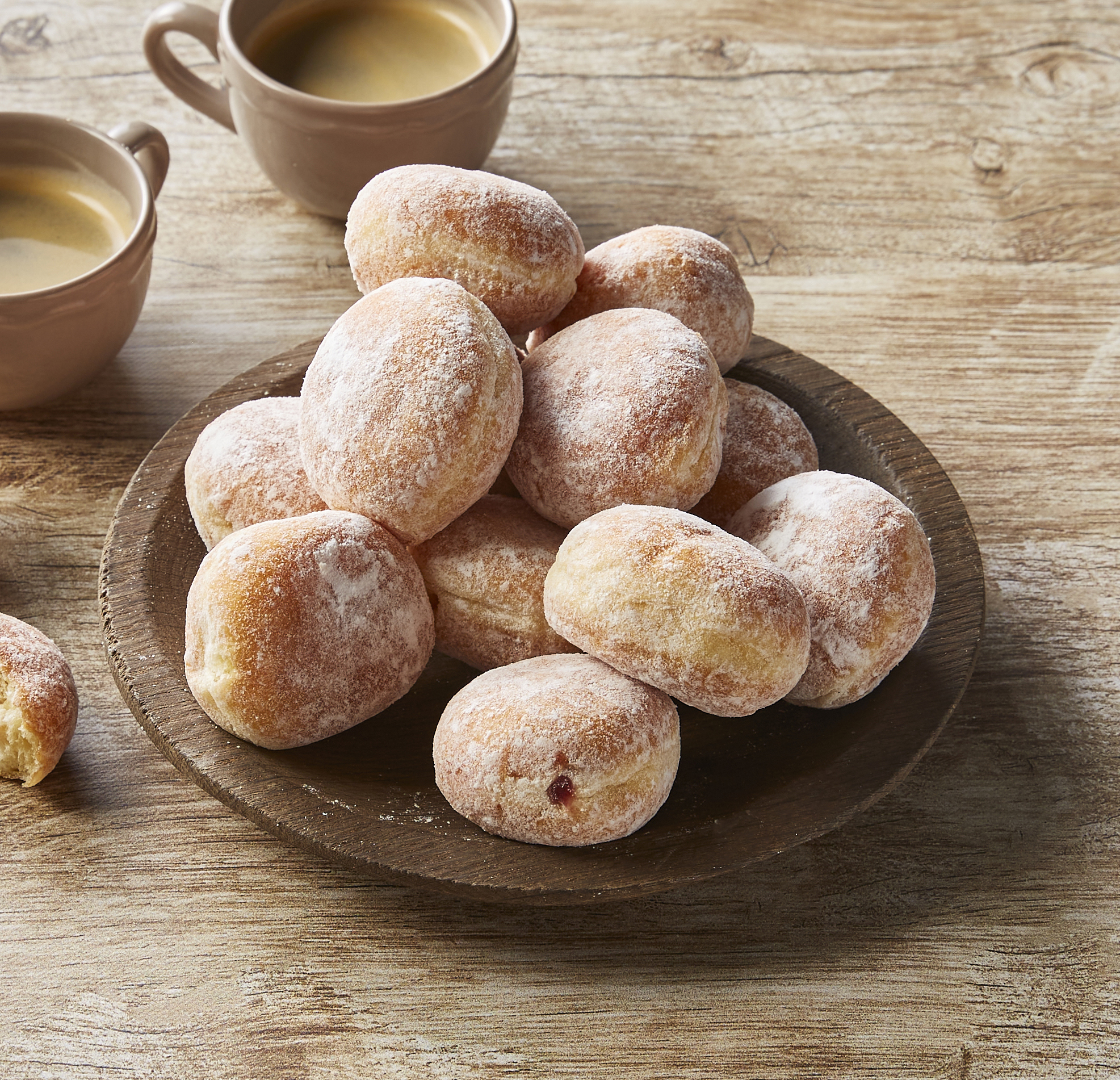 8 PETITS BEIGNETS + 4 OFFERTS