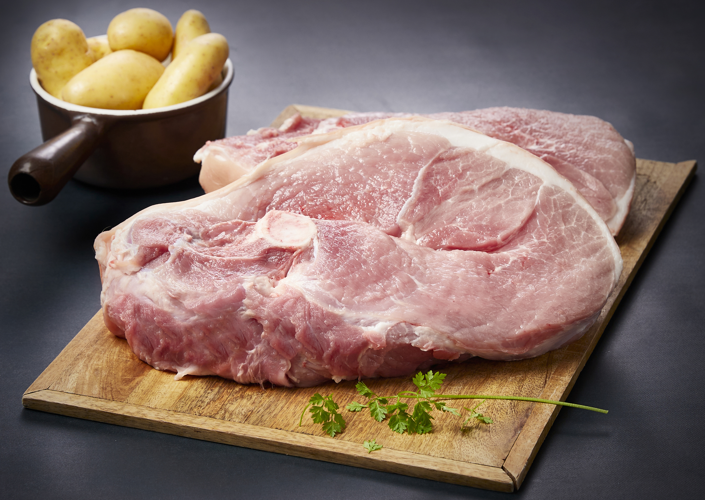 PORC
ROUELLE DE JAMBON AVEC OS