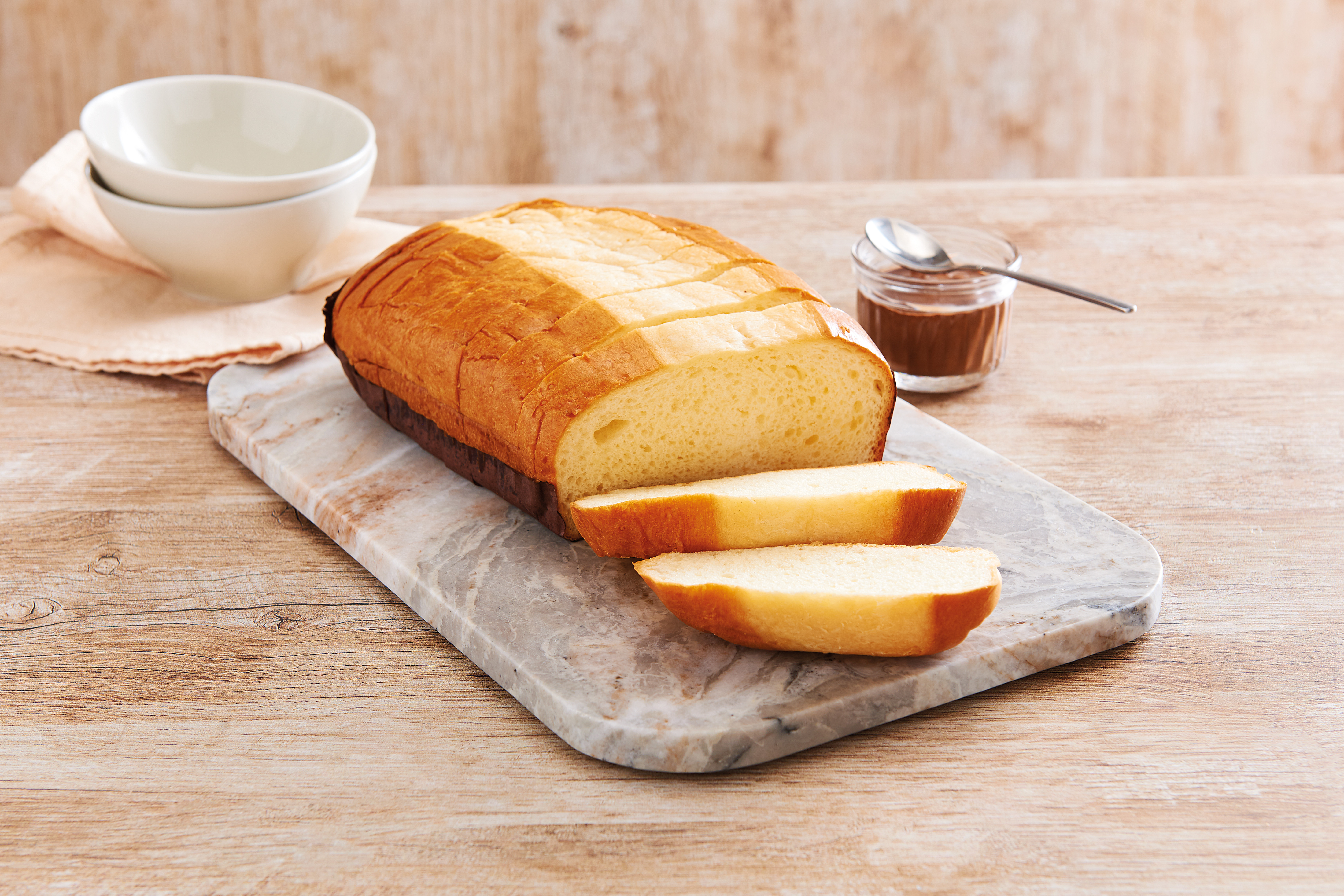 GACHE OU BRIOCHE TRESSEE TRANCHEE PUR BEURRE
