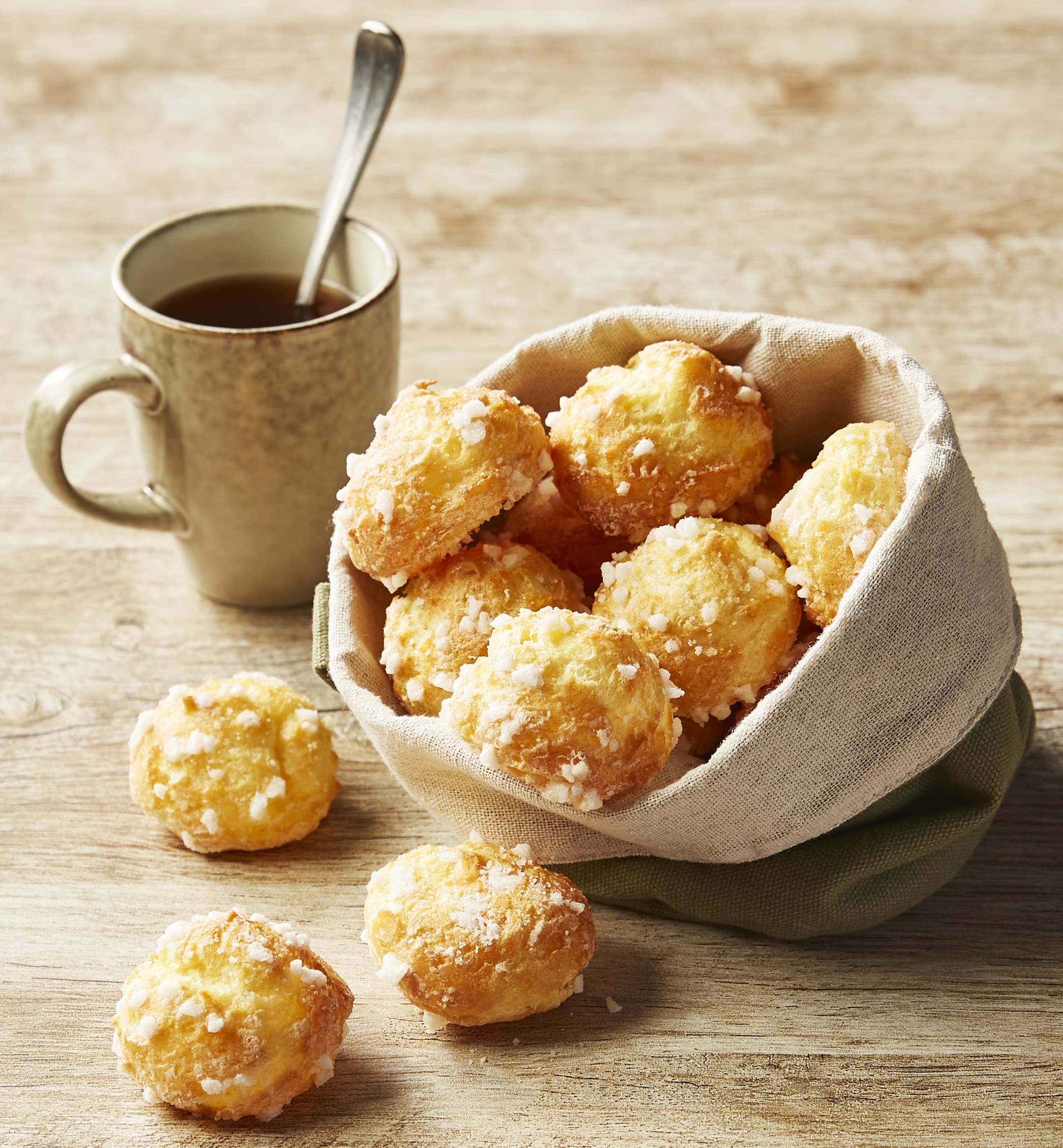 CHOUQUETTES SUCRÉES