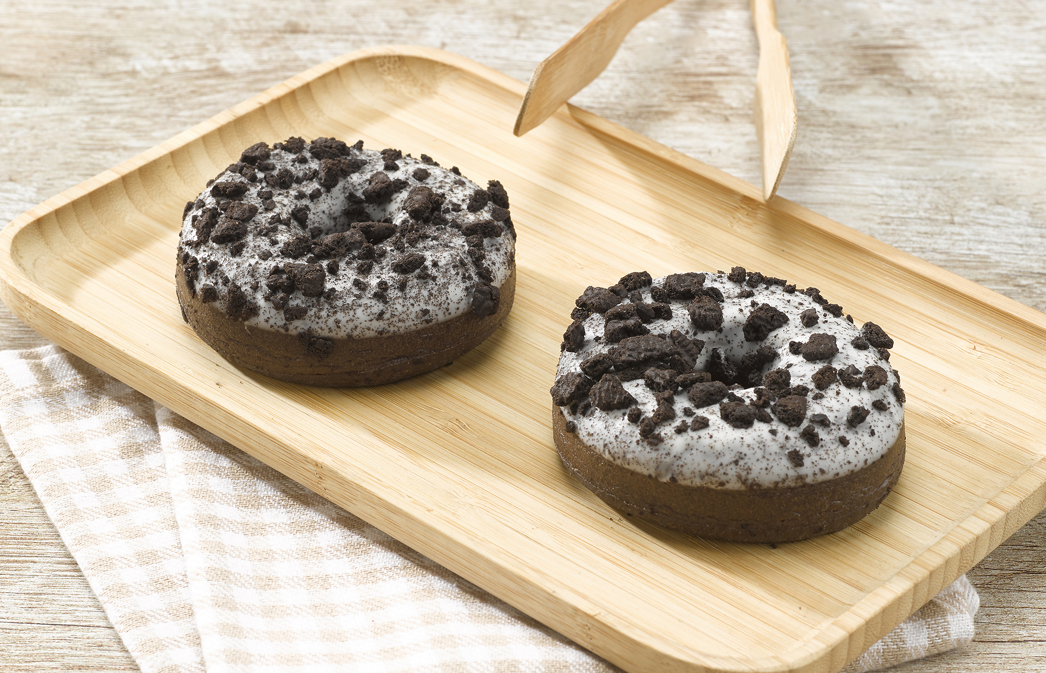 2 DONUTS
